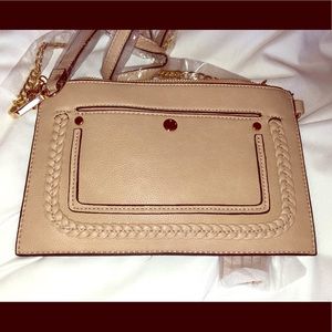 Wristlet/crossbody